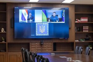 Santiago Peña spoke with the Ukrainian President for whom he ratified his support - .::Agencia IP::.