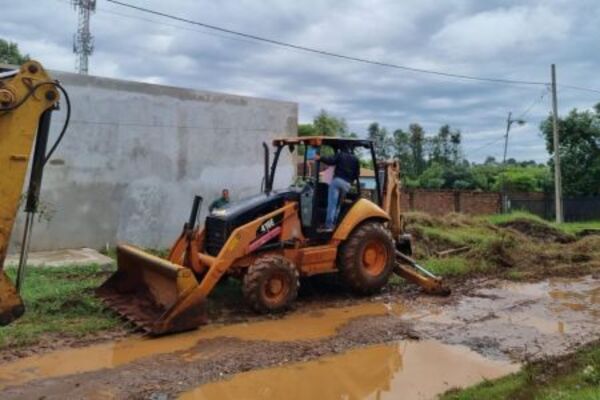 Sigue mantenimiento de red vial no pavimentada en Alto Paraná