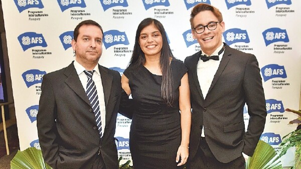 Cena de gala benéfica de AFS Paraguay en el Cente