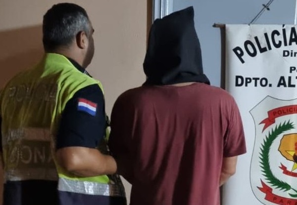 Diario HOY | En vez de arreglarlo, lo destruyó: mecánico ebrio choca auto de su cliente