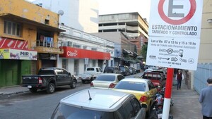 Cuidacoches pedirán que se les pague sueldo mínimo