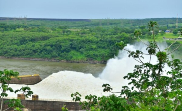 Reportan descenso gradual en los niveles del río Paraná