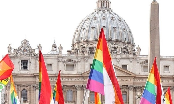 Vaticano acepta bautismo para transexuales e hijo de parejas del mismo sexo - Unicanal