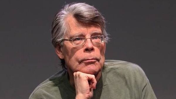 Censuran 350 libros en EEUU, incluidos tomos de Stephen King y otros, en la peor prohibición de la década