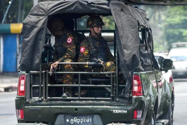 ONU cifra en 90.000 los desplazados por la ofensiva rebelde contra la junta Birmana - Mundo - ABC Color