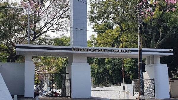 Emboscaron a hinchas de Libertad en grupo y 4 quedaron detenidos