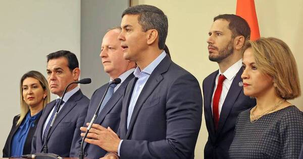 La Nación / La “oposición irracional” impulsa agenda para deslegitimar al gobierno, denuncian