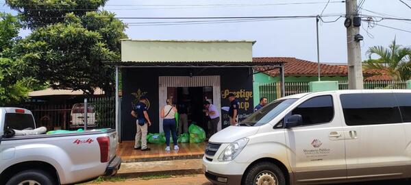 Diario HOY | Confiscan prendas y calzados presuntamente falsificados de marcas reconocidas