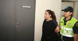 La Nación / Se entregó Patricia Samudio tras la declaración de rebeldía