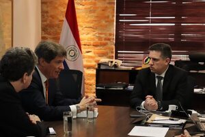 Paraguay y EE.UU. acuerdan cooperación en ciberseguridad y fortalecimiento de infraestructura digital - El Trueno