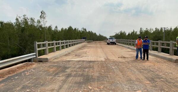 CAF supervisa obras ejecutadas en caminos vecinales de Guairá y Caazapá