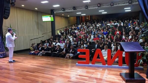 Inicia el X Congreso Internacional de Contabilidad, Marketing y Empresa - Expo Empresa - Expo Emprendedores en la UNAE