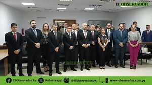 Fiscales han cedido a presiones y hoy están fuera, según fiscal Alvarenga