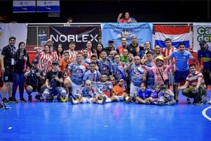 Versus / La Albirroja Karape golea a Chile y va por el título mundial ante Argentina