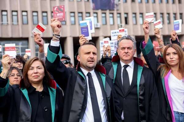 Controversial decisión judicial genera crisis entre poderes de Turquía - Mundo - ABC Color