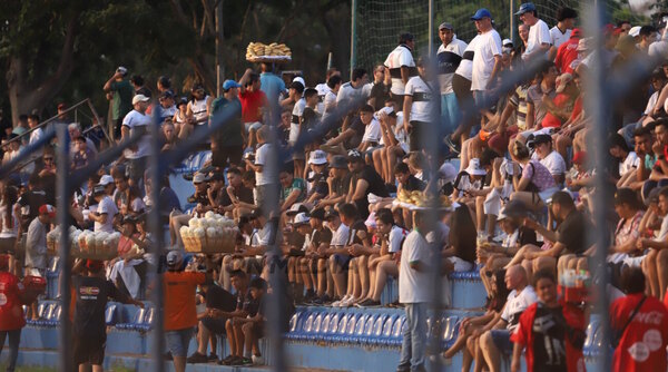 Versus / Hinchas de Olimpia se indignan por los precios de entradas que dispuso Ameliano
