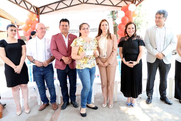 CAH inauguró nueva sede de atención al cliente en la localidad de Villa Hayes - .::Agencia IP::.