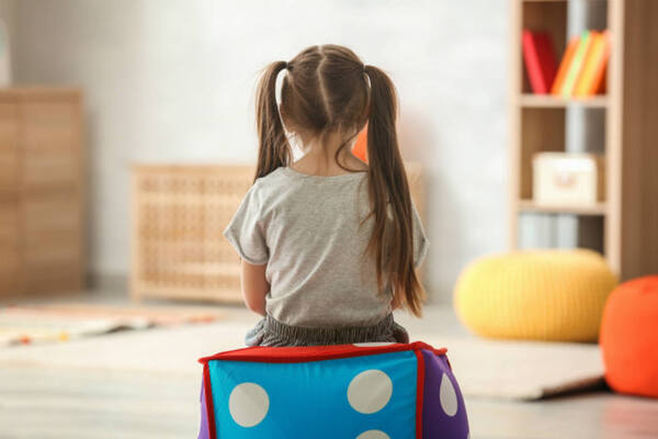 Niña con autismo habría sido rechazada para “cuidar integridad de maestras” | 1000 Noticias