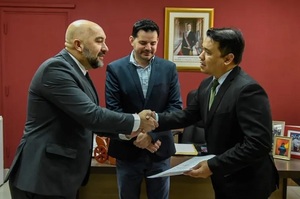 Exigen la destitución del director del Hospital de Lambaré por ambiente laboral “insostenible”