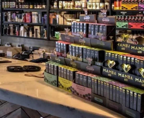 Diario HOY | Allanan locales por venta de cigarrillos electrónicos con niveles no permitidos de nicotina