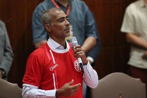 Romário es elegido presidente de América de Rio de Janeiro