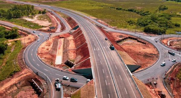 Ruta PY02: Aplican desvíos en la variante de Coronel Oviedo - Noticiero Paraguay