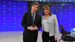 "Nuestra vocación es de apertura e integración con Paraguay", dice Patricia Bullrich