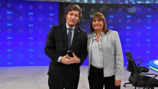 "Nuestra vocación es de apertura e integración con Paraguay", dice Patricia Bullrich