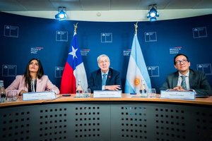Chile y Argentina acuerdan establecer un grupo de trabajo binacional de litio y salares - Revista PLUS