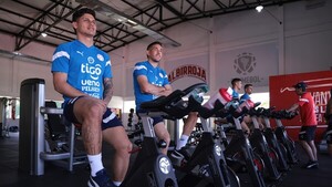Lista albirroja se completó con 5 de Libertad y 1 de Olimpia: resalta la vuelta de Tacuara