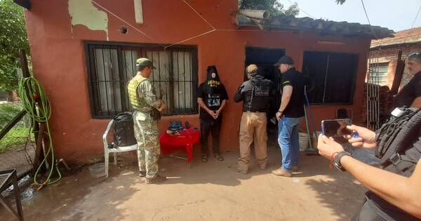 La Nación / Fiscal allanó vivienda donde se vendía chespi, en Lambaré