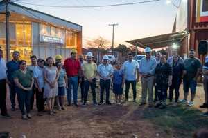 Municipalidad inicia obras de empedrado en la Avenida Pinedo zona Sur