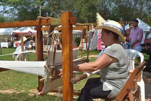Exitosa expoferia de Ao Po’i en Yataity del Guairá - Nacionales - ABC Color