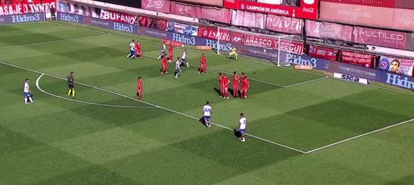 Versus / Calidad total: El tremendo golazo de Claudio Aquino en Vélez Sarsfield