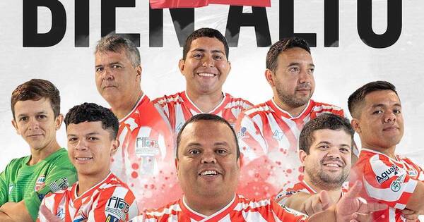 La Nación / Despojo grosero a selección guaraní
