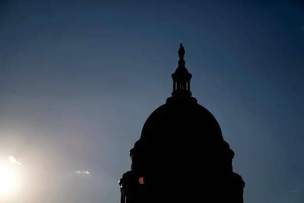 Amenaza de un “shutdown” vuelve a sobrevolar el Congreso de Estados Unidos - Mundo - ABC Color
