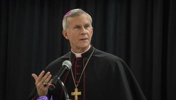 Destituyen a obispo de Texas tras investigación abierta por El Vaticano | 1000 Noticias