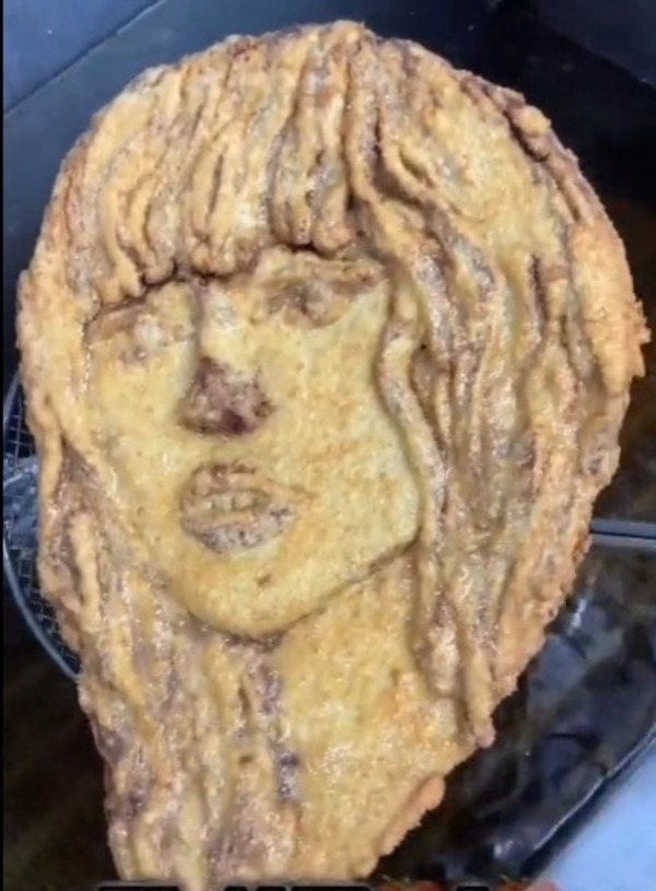 Chef paraguayo nuevamente causa furor en Argentina por la milanesa con el rostro de Taylor Swift - .::Agencia IP::.