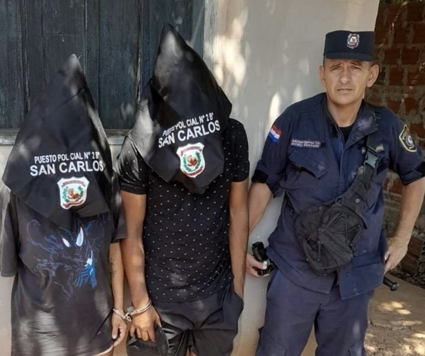 Pareja de delincuentes es reducida por vecinos
