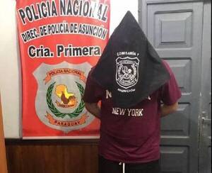 Detuvieron a cantante, lo acusan de abuso a menores