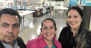 La Nación / En pleno curso, mujer recibe aviso de empleo