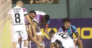 La Nación / Un supergol de Ramírez le da su título número 24 a Libertad