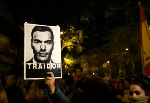 Cientos de miles de españoles marchan contra Pedro Sánchez: piden huelga general y nuevas elecciones - Informatepy.com