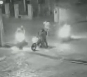 Manada de motochorros asaltó a un repartidor - Paraguay.com