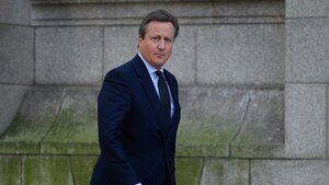 El ex primer ministro británico Cameron será ministro de RR.EE.