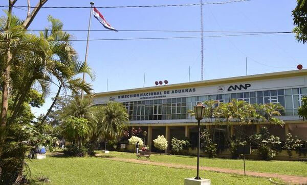 CONTINUA LA CORRUPCION Y LA DESPROLIJIDAD A CARGO DEL ENCARGADO DE LA ANNP EN CDE - La Voz del Norte