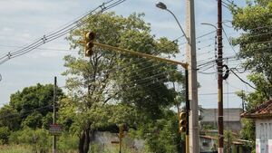 Semáforos fuera de servicio por corte de energía eléctrica - San Lorenzo Hoy
