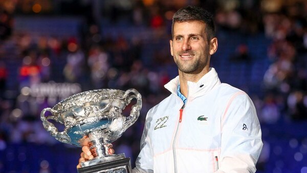 Versus / Djokovic finalizará el año como número 1 por delante de Alcaraz