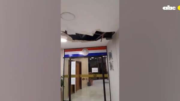 Video: colapsa parte del techo en la Cámara de Senadores - Nacionales - ABC Color