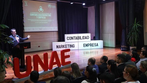 Finaliza exitoso X Congreso Internacional de Contabilidad Marketing y Empresa - Expo Empresa y Expo Emprendedores de la UNAE